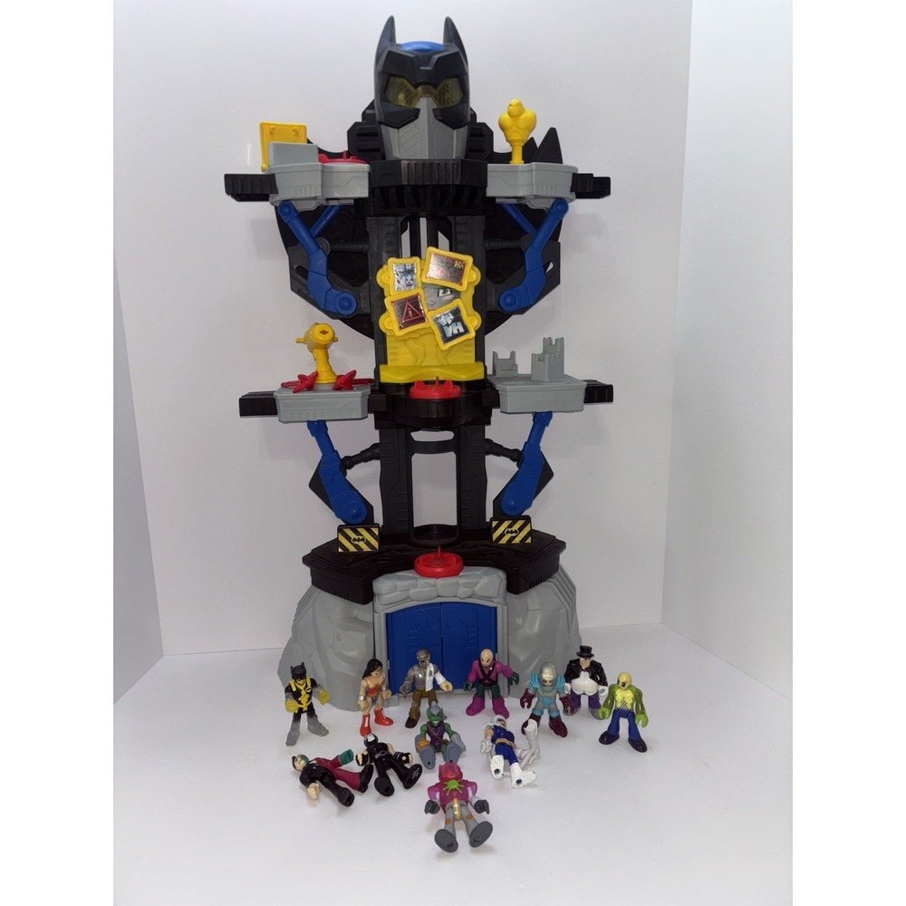 Fisher Price Imaginext DC Super Friends Transforming Batcave With 12 Figures